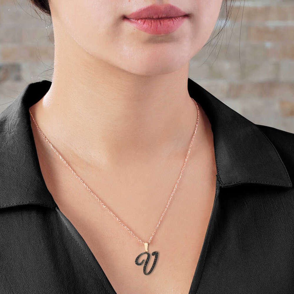 3D Tasarım Siyah Zirkon Taşlı 925 Ayar Gümüş El Yazısı Harf Kolye V - 2