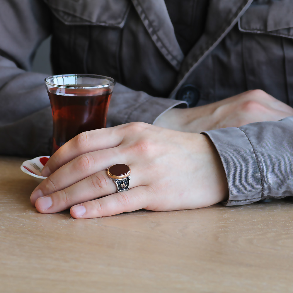 Arma ve Tuğra İşlemeli Akik Taşlı 925 Ayar Gümüş Erkek Yüzük - 3