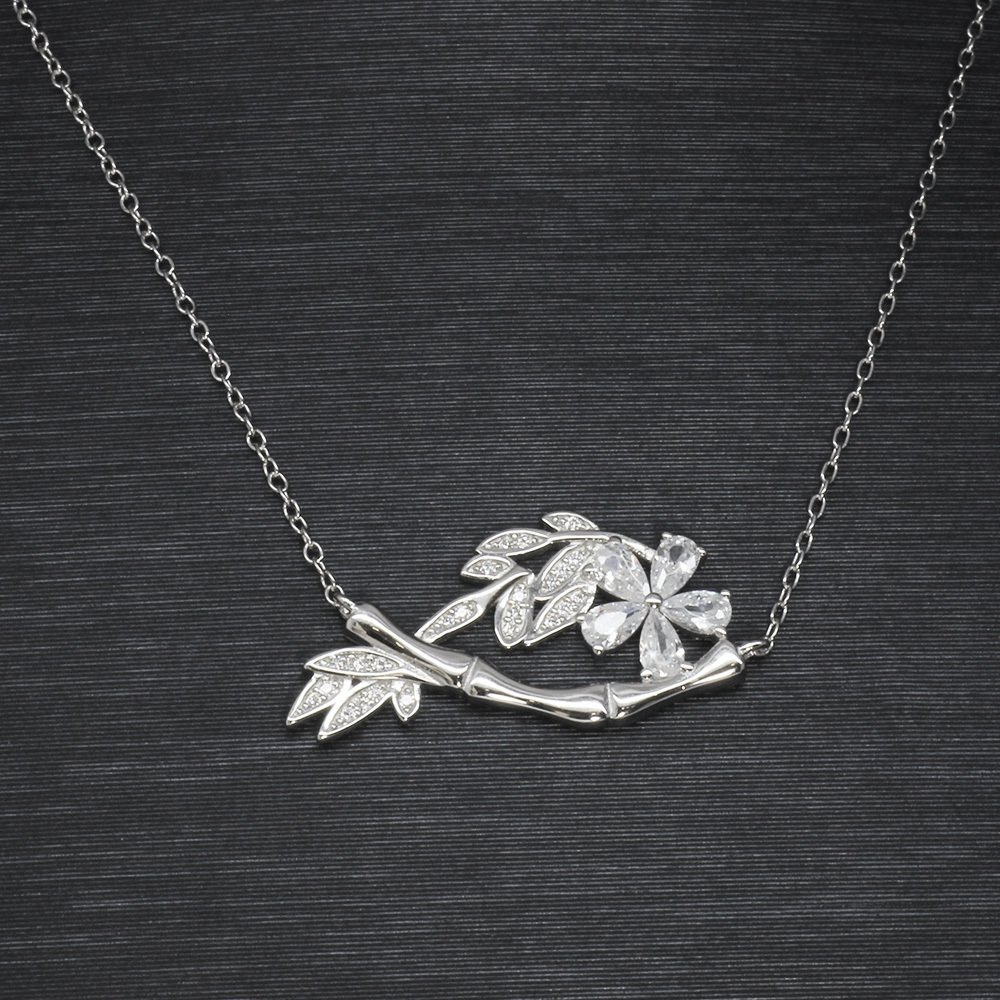 Beyaz Zirkon Taşlı Çiçek Yaprak Tasarım 925 Ayar Gümüş Bayan Kolye - 3