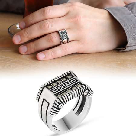 Labirent Motifli 925 Ayar Gümüş Erkek Yüzük - Tesbihane