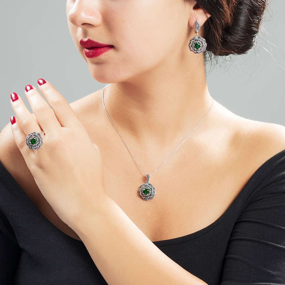 Yeşil Green Glass Taşlı Çiçek Tasarım 925 Ayar Gümüş 3'lü Takı Seti - 1