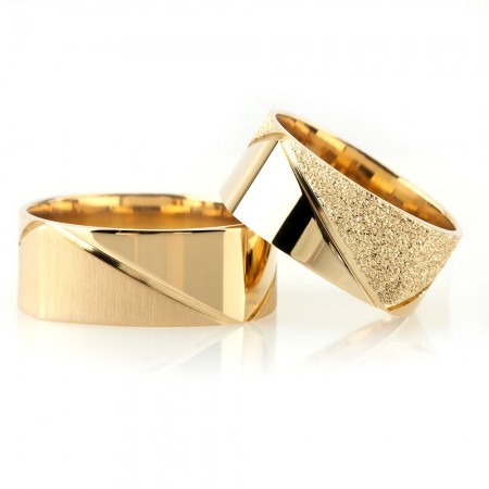 Köşeli Tasarım Gold Renk 925 Ayar Gümüş Çift Alyans - Tesbihane