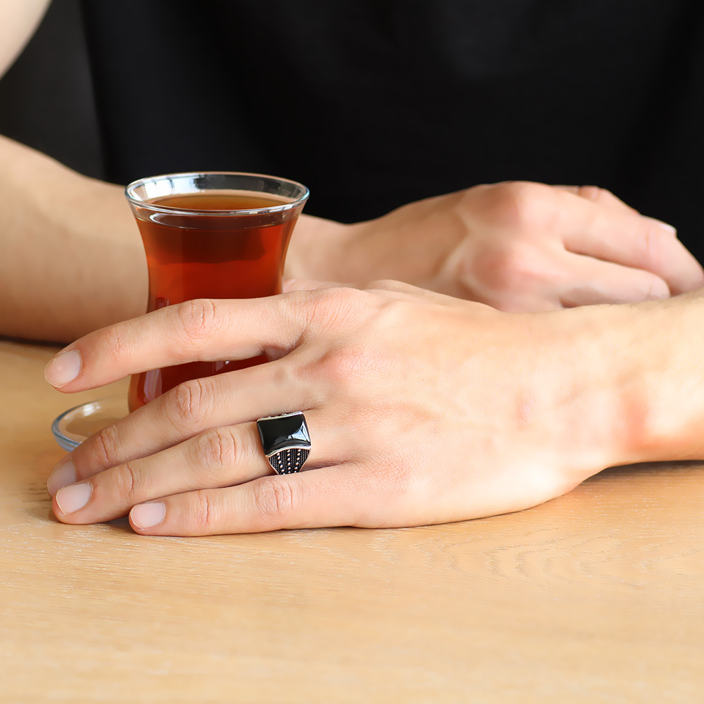 925 Ayar Gümüş Nokta İşlemeli Oniks Taşlı Yüzük - 2