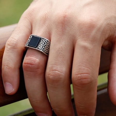 925 Ayar Gümüş Oniks Taşlı Yüzük (Model-10) - Tesbihane