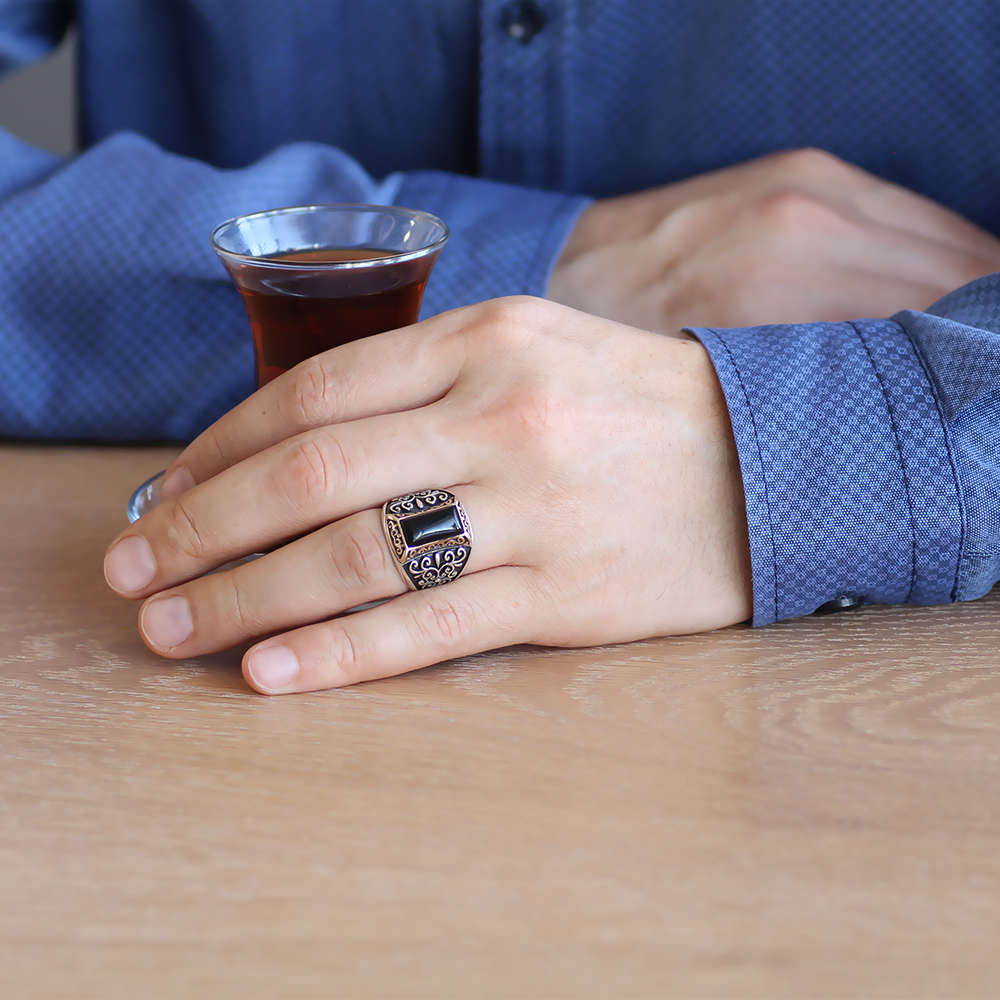 Motifli Siyah Oniks Taşlı 925 Ayar Gümüş Erkek Yüzük - 2