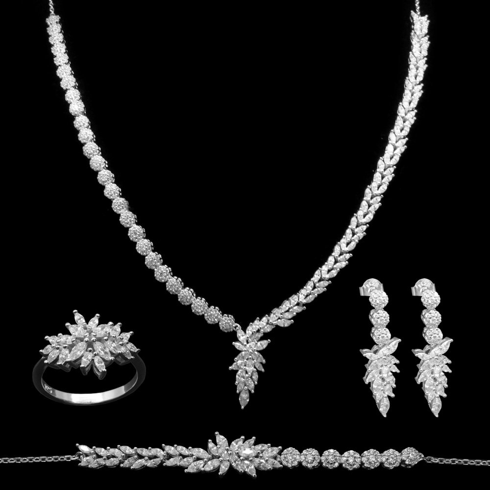 925 Ayar Gümüş Özel Hediye Kutulu Zirkon Taşlı Set (Model-7) - 2
