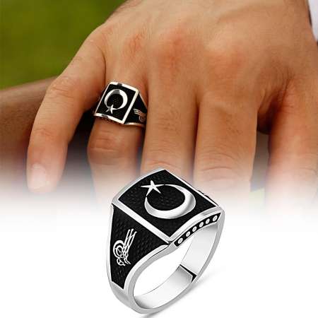 Tuğra İşlemeli Dörtgen Ayyıldız Motifli 925 Ayar Gümüş Erkek Yüzük - Tesbihane