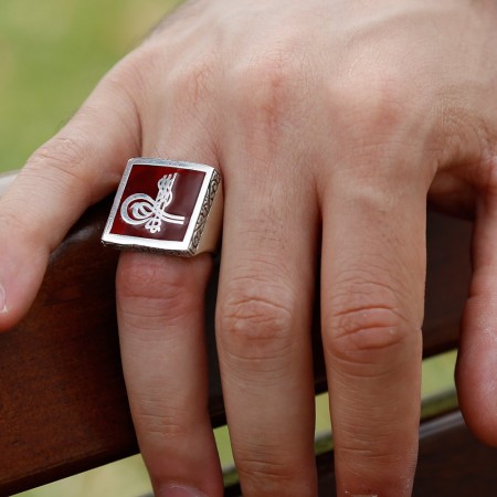 925 Ayar Gümüş Tuğra İşlemeli Bordo Mineli Yüzük - Tesbihane