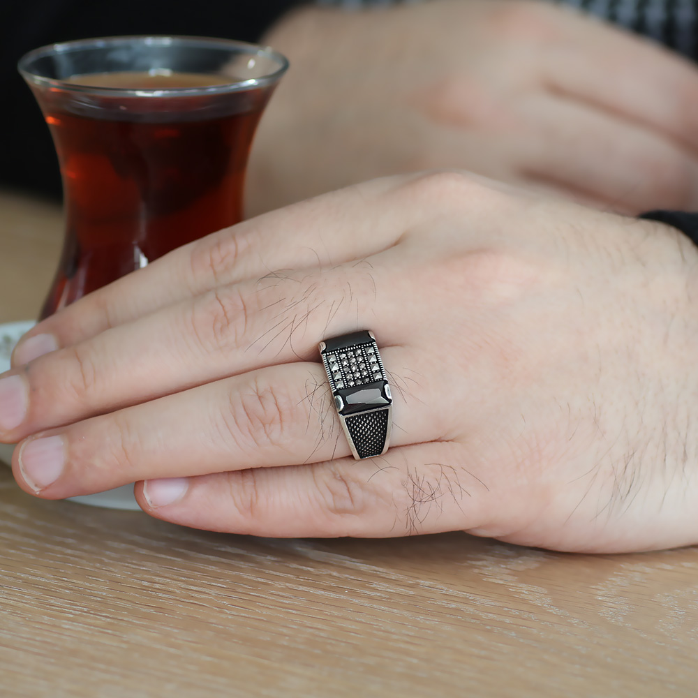 Nokta İşlemeli Siyah Zirkon Taşlı 925 Ayar Gümüş Erkek Yüzük - 2