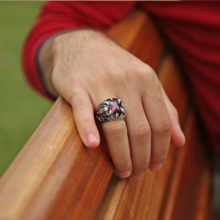 Akrep Kral 2 - 925 Ayar Gümüş Kırmızı Zirkon Taşlı Akrep Motifli Yüzük - Tesbihane