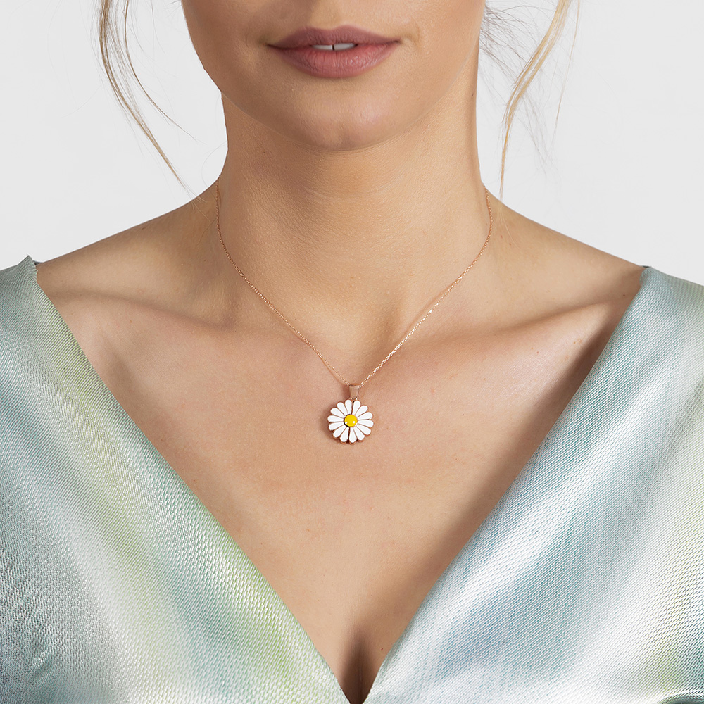 Beyaz Mineli Papatya Tasarım Kişiye Özel İsim Yazılı 925 Ayar Gümüş Kadın Kolye - 5