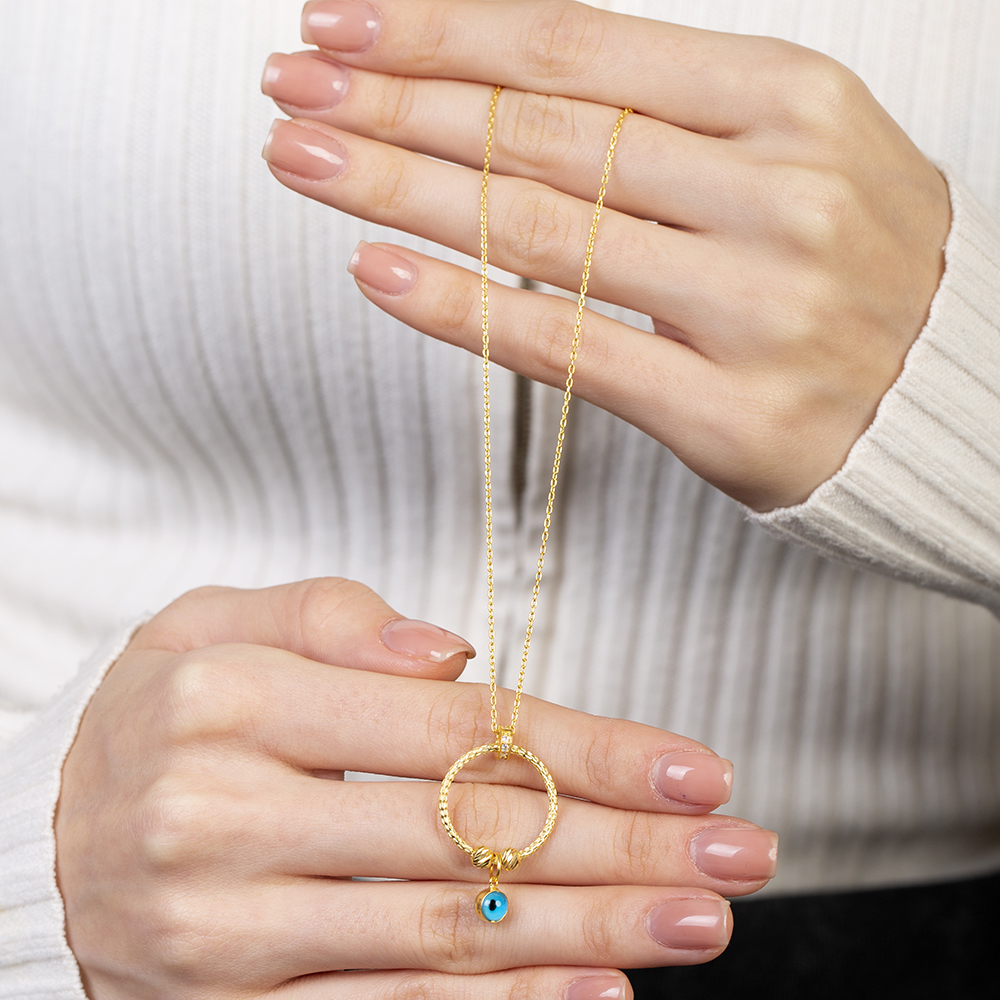 Beyaz Zirkon Taşlı Nazar Boncuğu Detaylı Dorika Top Süslemeli Altın Renk 925 Ayar Gümüş Kadın Kolye - 4