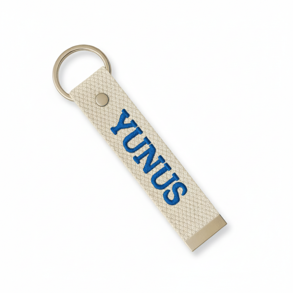 Çelik Tokalı - Kişiye Özel Anahtarlık - Ekru Renk - Dayanıklı Kumaş Üzerine İsim Plaka Nakışlı - 4