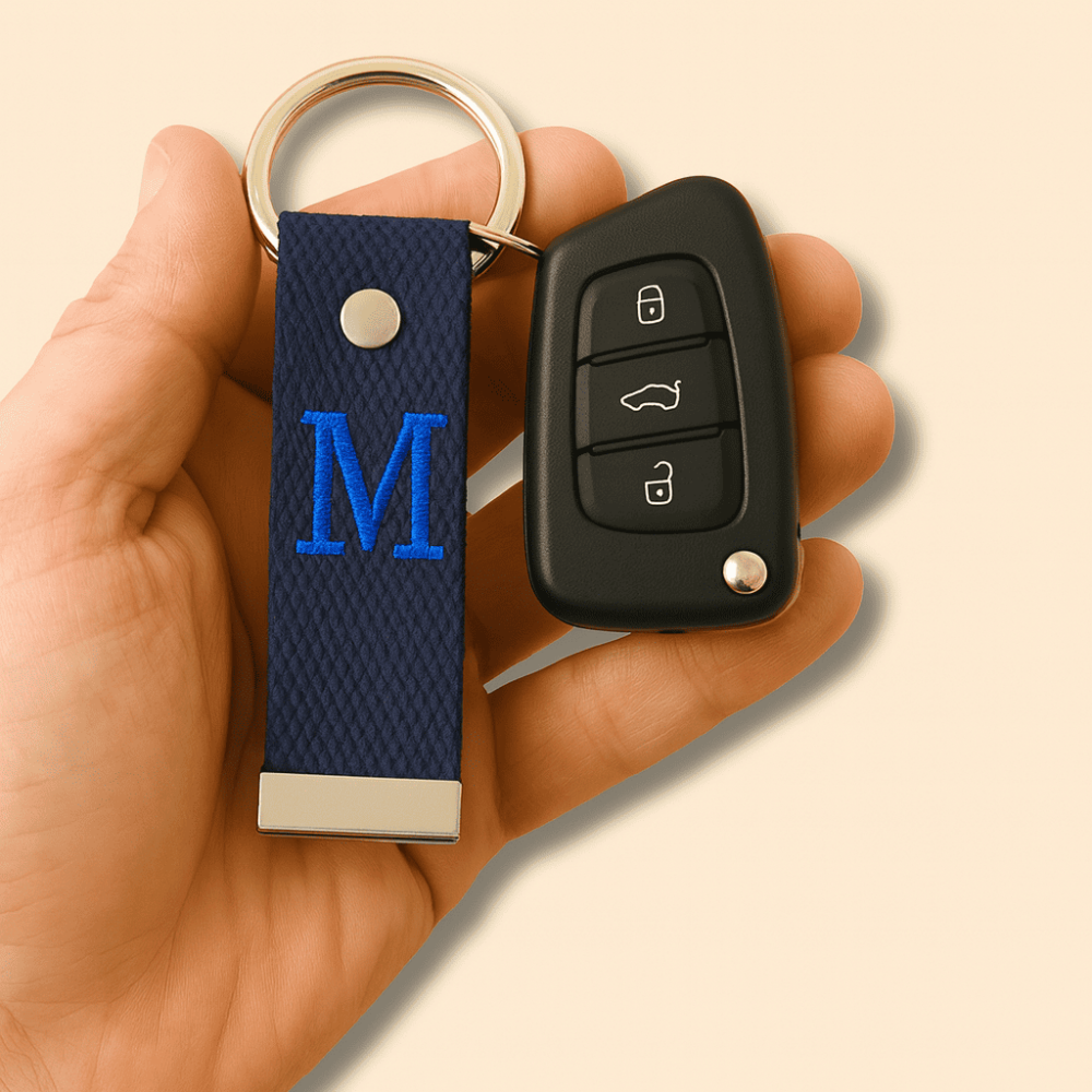 Çelik Tokalı - Kişiye Özel Anahtarlık - Lacivert - Dayanıklı Kumaş Üzerine Harf - Sembol Nakışlı - 1