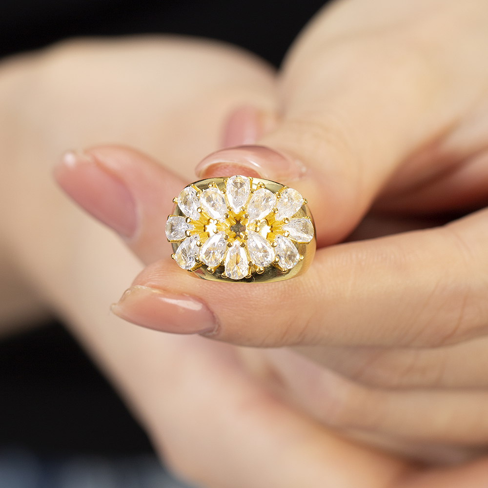 Damla Kesim Beyaz Zirkon Taşlı Altın Renk Ayarlanabilir Ölçü 925 Ayar Gümüş Kadın Yüzük - 2