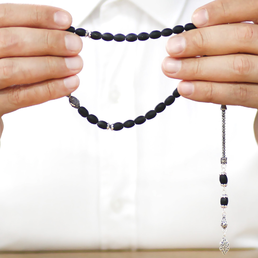 Doğaltaş Mat Oniks Tesbih - 925 Ayar Gümüş Püsküllü - Kişiye Özel İsim Yazılı - Arpa Kesim - 3