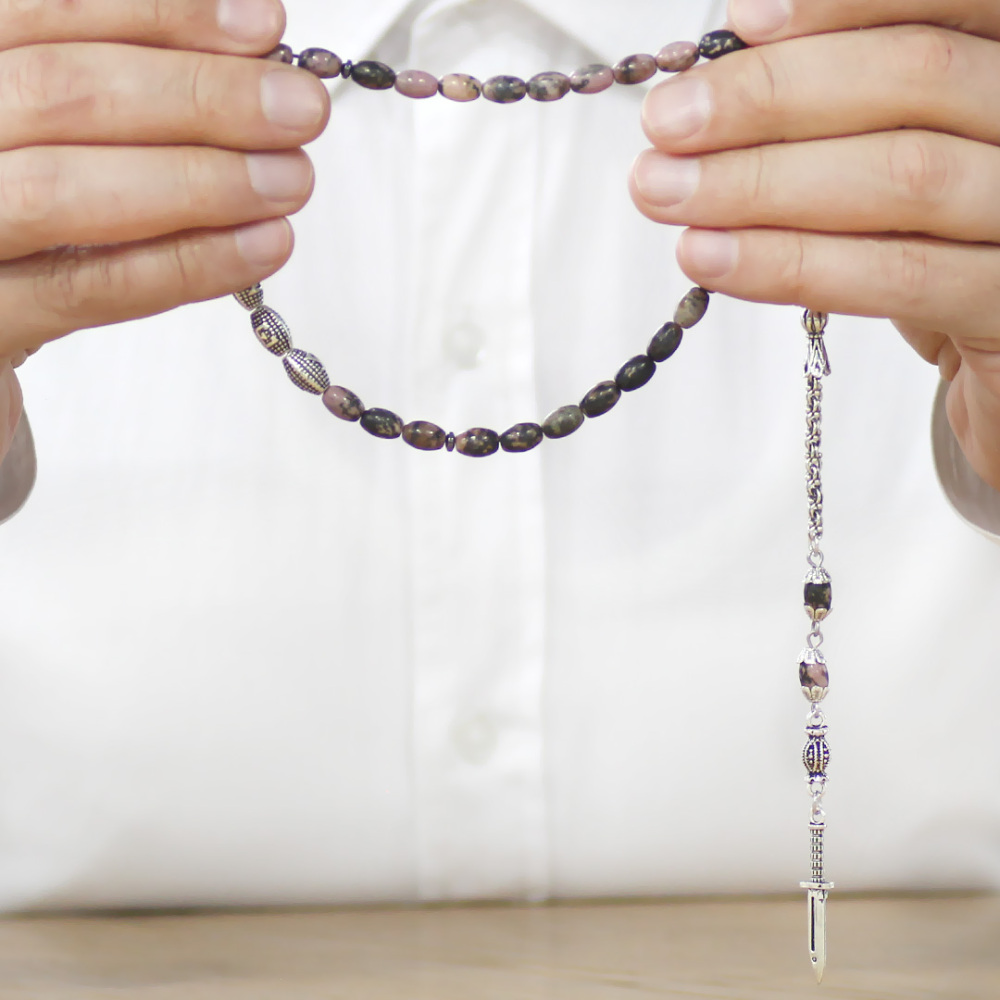 Doğaltaş Rodonit Tesbih - Kararmaz Metal Arnavut Püsküllü - Kişiye Özel İsim Yazılı - Arpa Kesim - 3