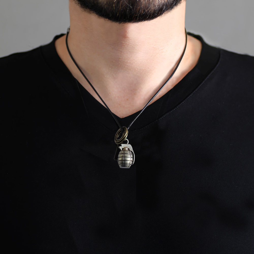 El Bombası Tasarım Ayarlanabilir İp Zincirli Pirinç Erkek Kolye - 2