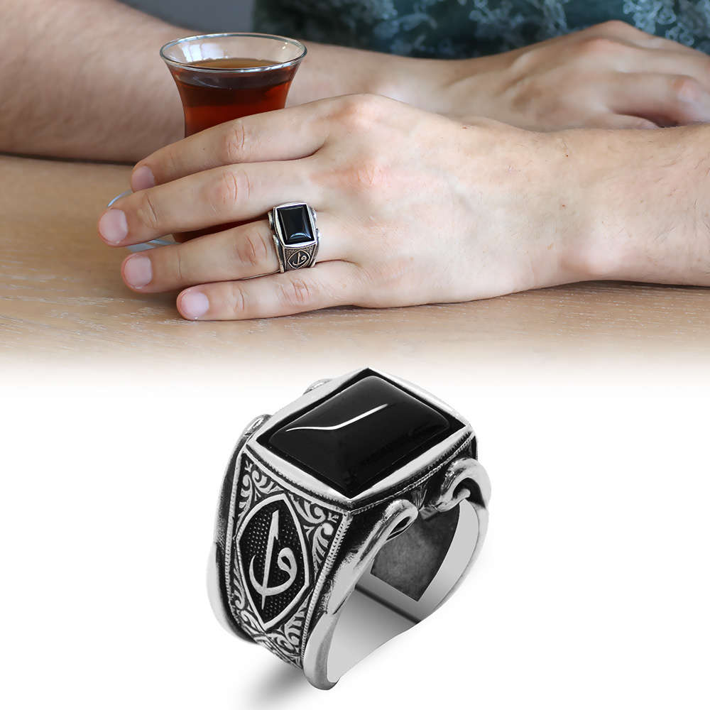 Elif Vav Motifli Siyah Oniks Taşlı 925 Ayar Gümüş Erkek Yüzük - 1