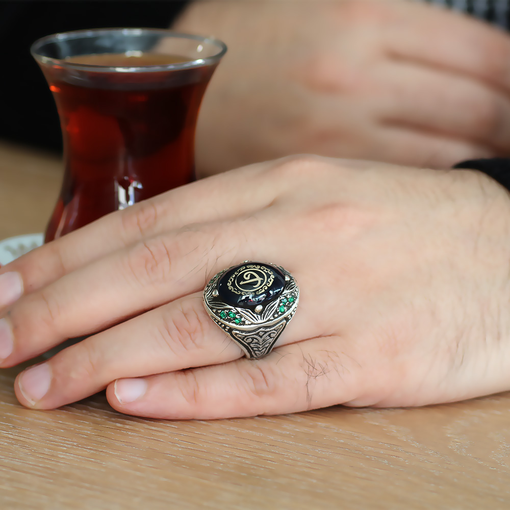 Elif Vav Yazılı Yeşil Sıkma Kehribar Taşlı 925 Ayar Gümüş Erkek Yüzük - 2