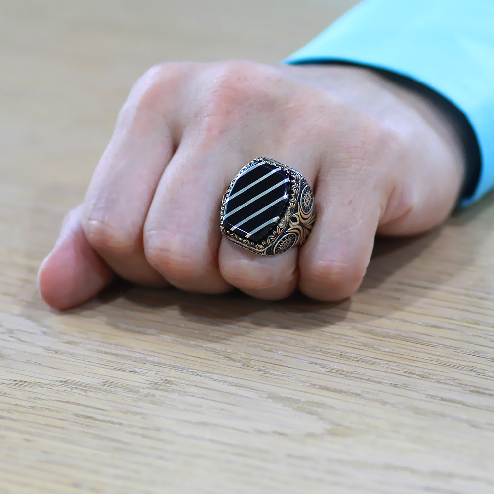 Erzurum Oltu Taşı Üzeri Gümüş Çapraz Şerit İşlemeli Koleksiyonluk 925 Ayar Gümüş Erkek Yüzük - 3