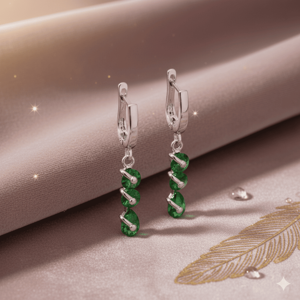 Faset Yeşil Zirkon Taşlı 3 lü Damla Tasarım 925 Ayar Gümüş Kadın Küpe - 4