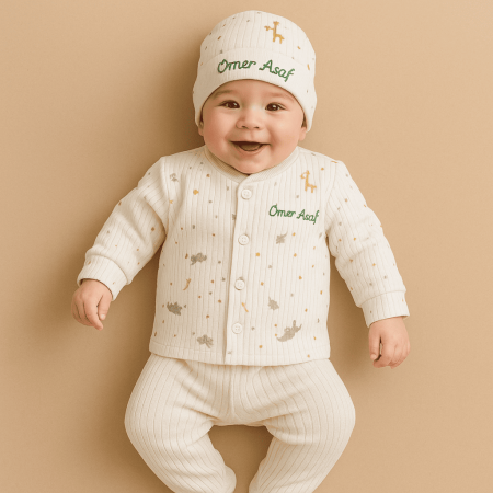Fil Zürafa Baskılı İsme Özel Nakışlı Beyaz 3 lü Bebek Takımı - Tesbihane