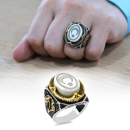 Fildişi Üzerine Ayyıldız İşlemeli Kenarları Zirkon Taşlı Koleksiyonluk 925 Ayar Gümüş Erkek Yüzük - Tesbihane