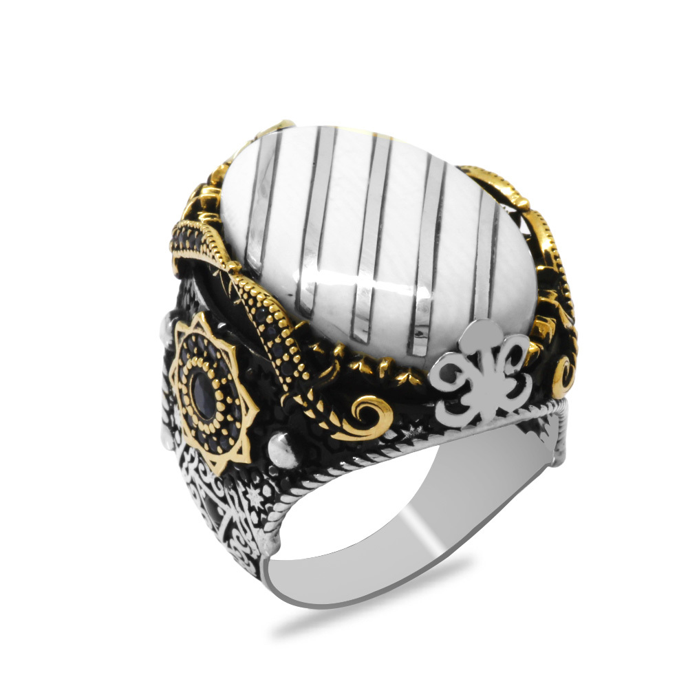 Fildişi Üzerine Gümüş Çapraz Şerit İşlemeli Oval Tasarım Koleksiyonluk 925 Ayar Gümüş Erkek Yüzük - 2