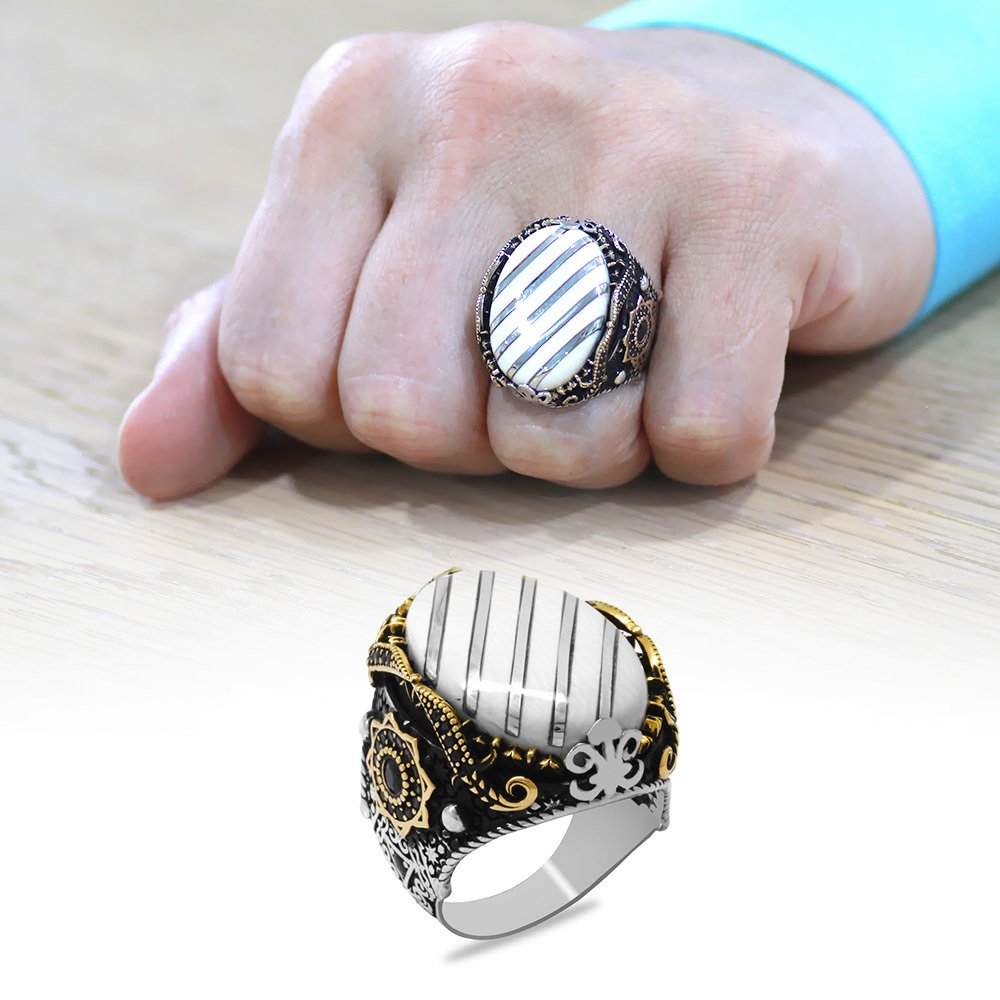 Fildişi Üzerine Gümüş Çapraz Şerit İşlemeli Oval Tasarım Koleksiyonluk 925 Ayar Gümüş Erkek Yüzük - 1