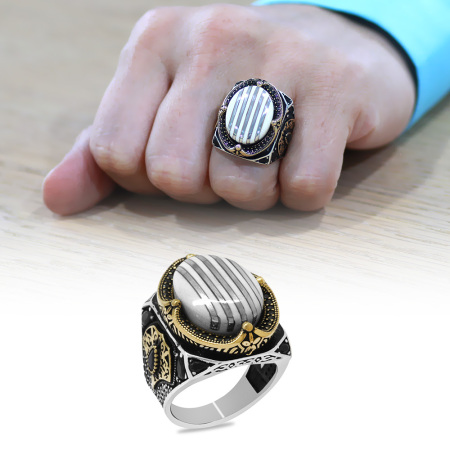 Fildişi Üzerine Gümüş Dikey Şerit İşlemeli Oval Tasarım Koleksiyonluk 925 Ayar Gümüş Erkek Yüzük - Tesbihane