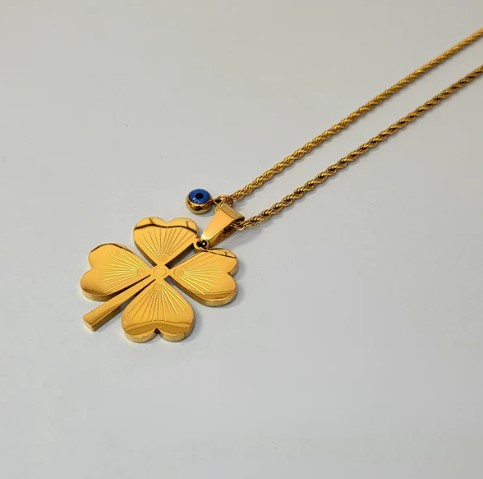 Altın Renk Burma Zincirli Nazar Boncuğu Detaylı Yonca Yaprağı Tasarım Çelik Kadın Kolye - 5