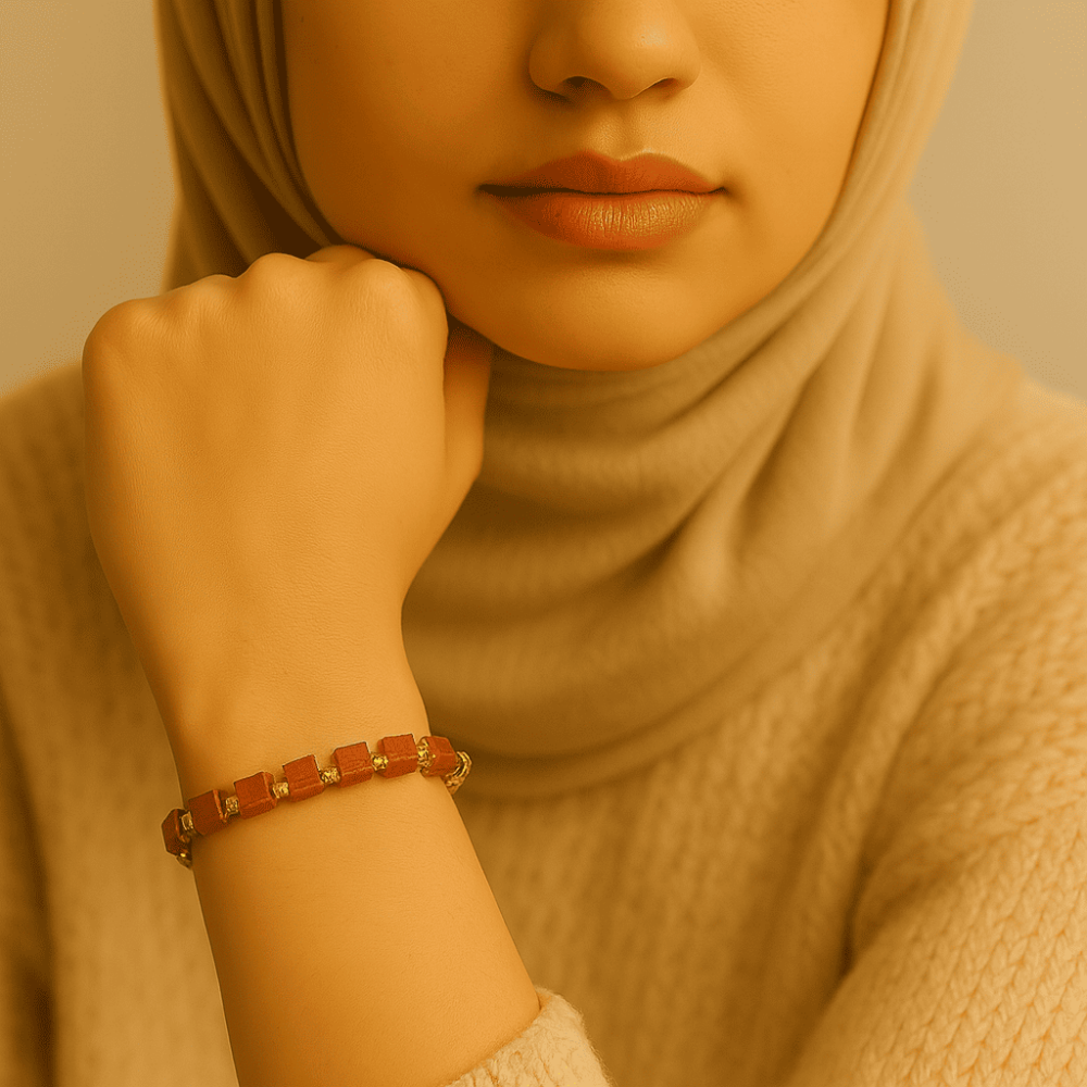 Gold Renk Metal Zincir Dorika Top Süslemeli Küp Kesim Bal Rengi Doğal Damla Kehribar Kadın Bileklik - 3