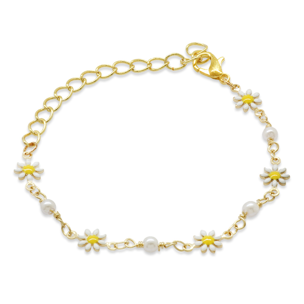 Altın Renk Metal Zincirli İnci Süslemeli Kır Çiçeği Detaylı Kadın Bileklik - 1