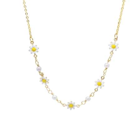 Altın Renk Metal Zincirli İnci Süslemeli Kır Çiçeği Detaylı Kadın Kolye - Tesbihane