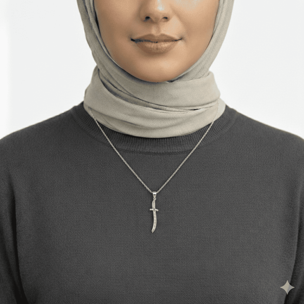 Kadın Çelik Kolye - Kişiye Özel - Ali’den başka yiğit yoktur, Zülfikar’dan başka kılıç yoktur. - 2