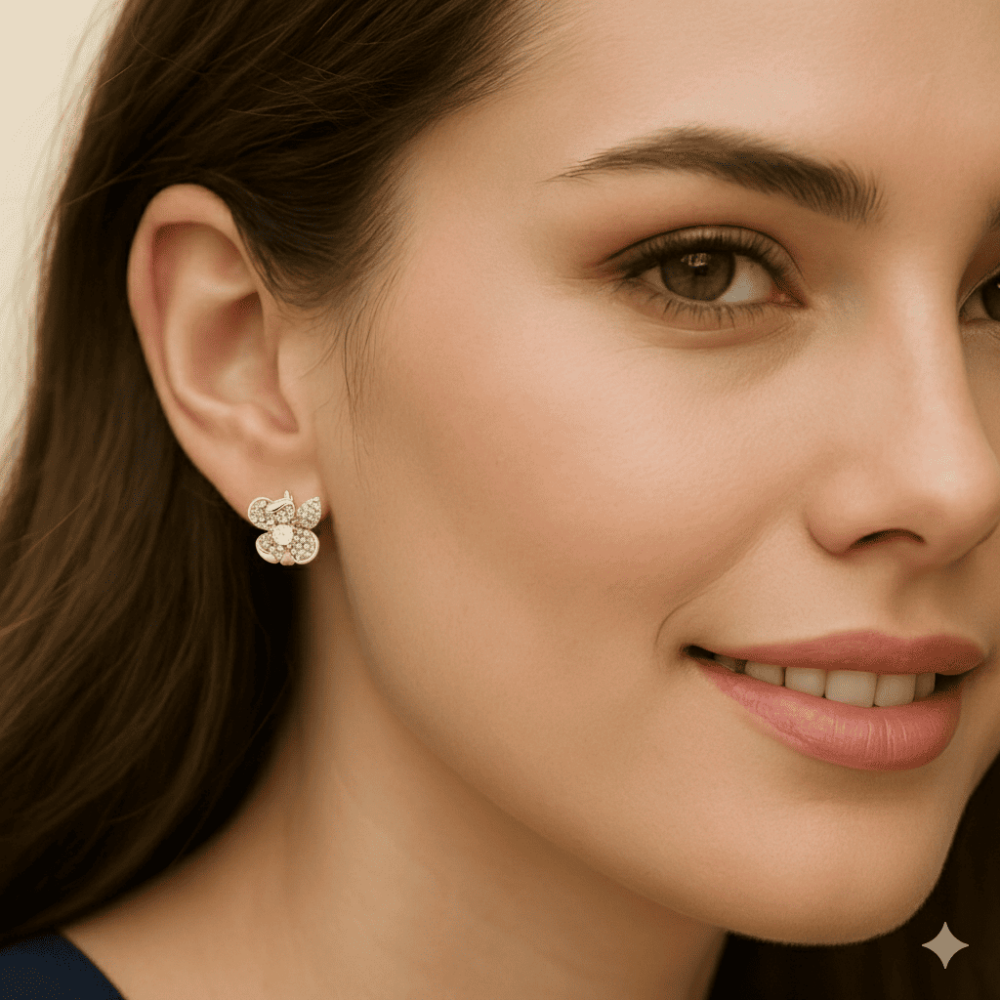 Kadın Xuping Çelik Küpe - Yonca Yaprağı Tasarım - Beyaz Zirkon Taşlı - Altın Renk - 2