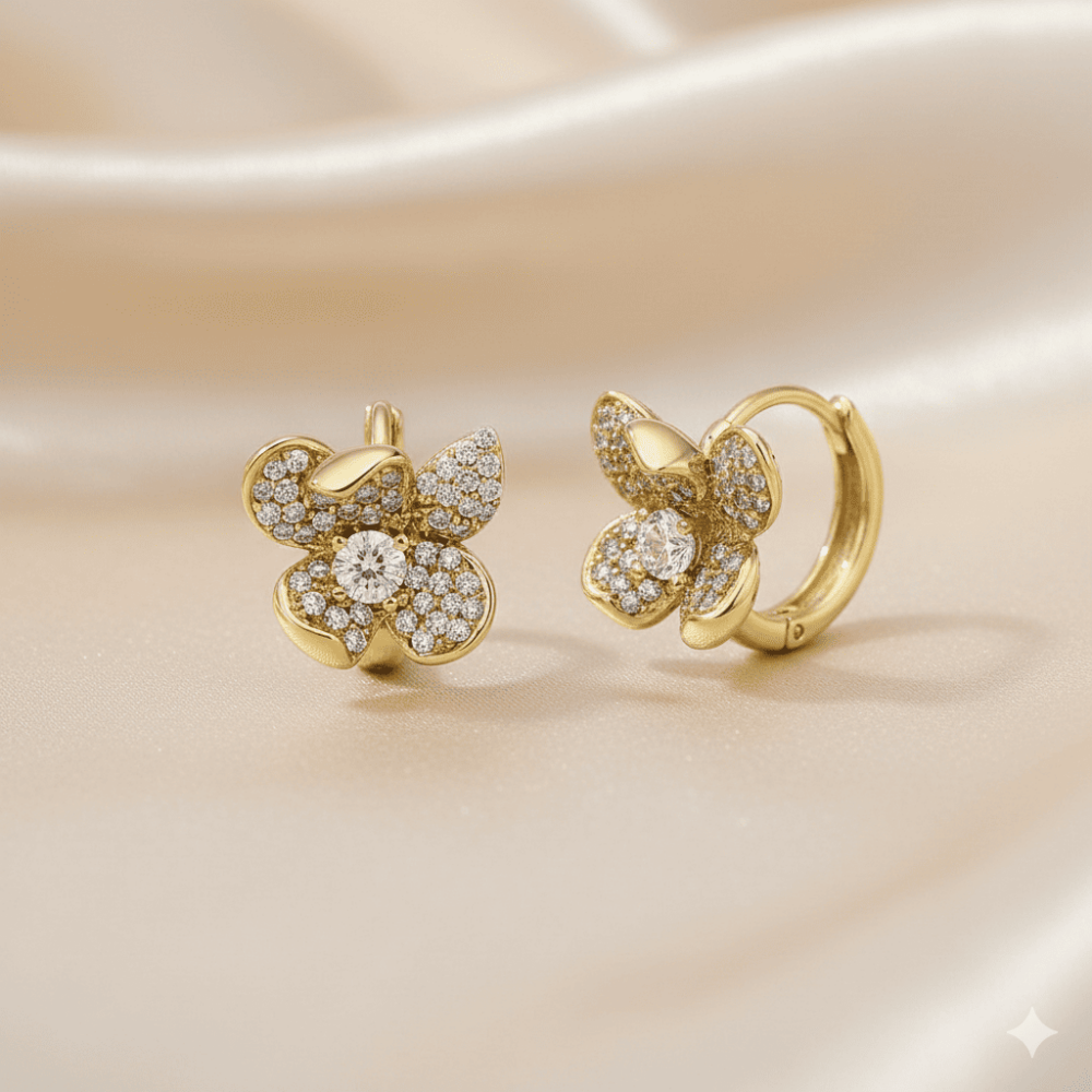 Kadın Xuping Çelik Küpe - Yonca Yaprağı Tasarım - Beyaz Zirkon Taşlı - Altın Renk - 3