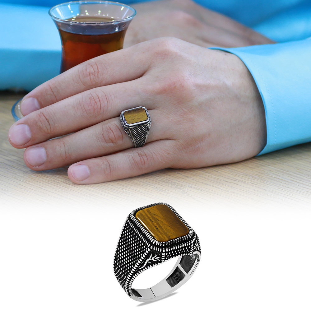 Kaplan Gözü Taşlı Lale İşlemeli 925 Ayar Gümüş Erkek Yüzük - 1