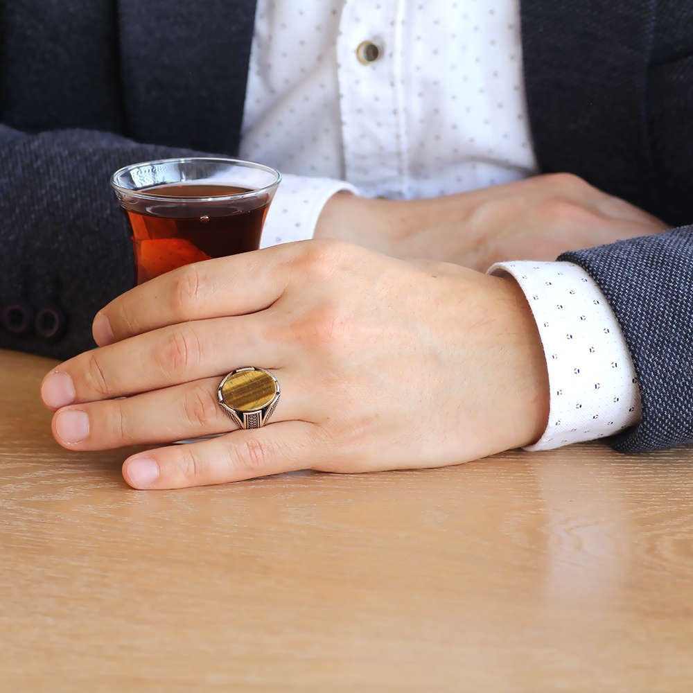 Kaplan Gözü Taşlı Örgü Tasarım 925 Ayar Gümüş Erkek Yüzük - 2