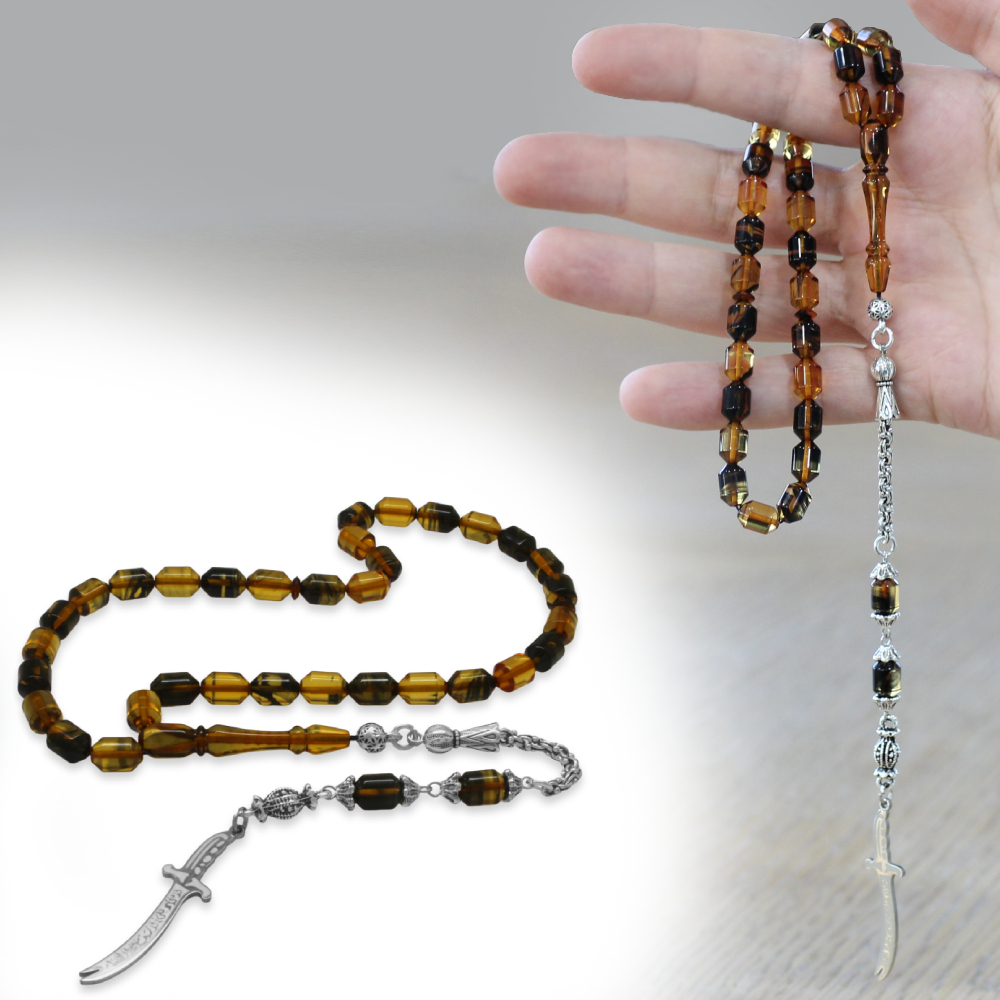 Kararmaz Metal Püsküllü Elmas Kesim İsim Yazılı Zülfikar Plakalı Siyah Beyaz Ateş Kehribar Tesbih - 1