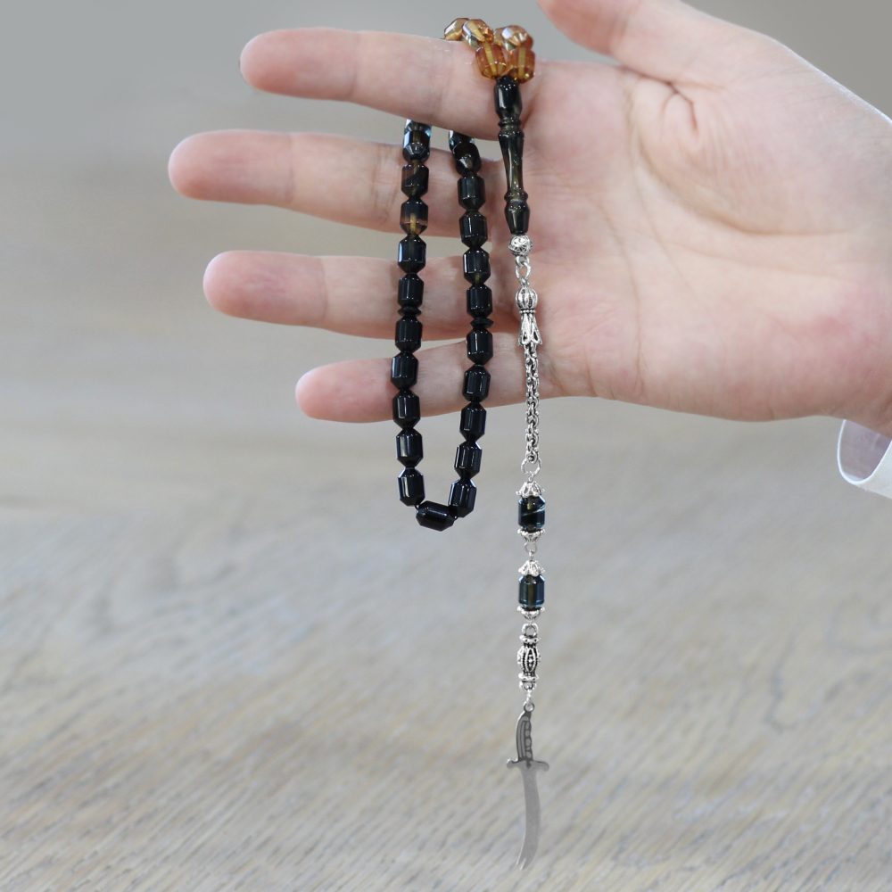 Kararmaz Metal Püskül Elmas Kesim İsim Yazılı Zülfikar Plaka Süzme Siyah Beyaz Ateş Kehribar Tesbih - 2