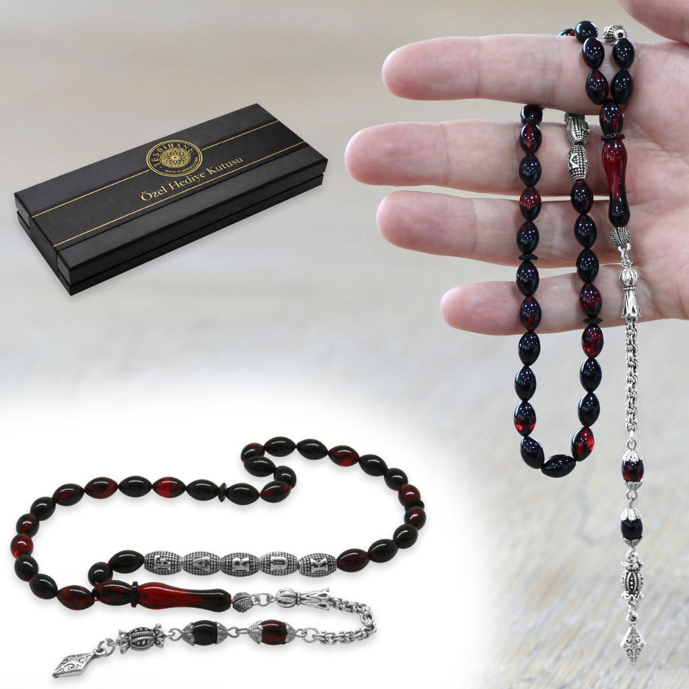 Kararmaz Metal Püsküllü İsme Özel Yazılı Arpa Kesim Kırmızı Siyah Ateş Kehribar Tesbih - 1