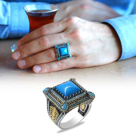 Kare Tasarım Firuze Taşlı Çevresi Mikro Zirkon Taş Mıhlamalı 925 Ayar Gümüş Erkek Yüzük - Tesbihane