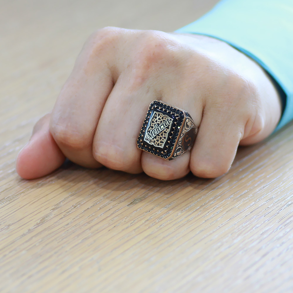 Kenarları Harf Yazılabilir İsme Özel Yazılı Mineli 925 Ayar Gümüş Erkek Yüzük - 2