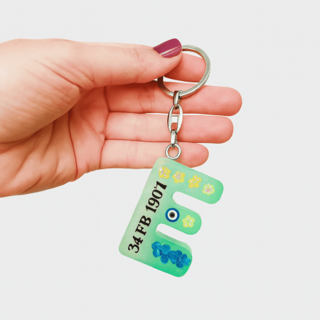 E Harfi - Kişiye Özel - Epoksi Reçine Anahtarlık - El Yapımı - Çelik Tokalı - Tesbihane