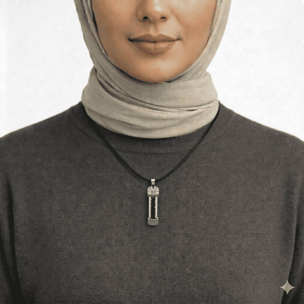 Kişiye Özel İçine Hatıra Ürünler Konulabilir Zarif İp Zincirli 925 Ayar Gümüş Kadın Kolye - 2