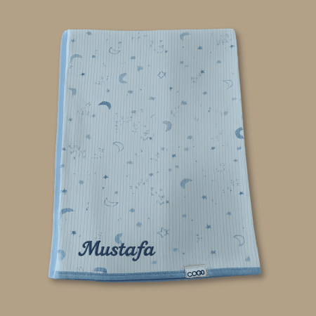 İsme Özel Nakışlı Gökyüzü Temalı Mavi Bebek Battaniyesi - Tesbihane
