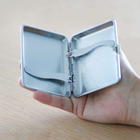 Kişiye Özel İsim Yazılı Gümüş Renk Sigara Tabakası - Tesbihane