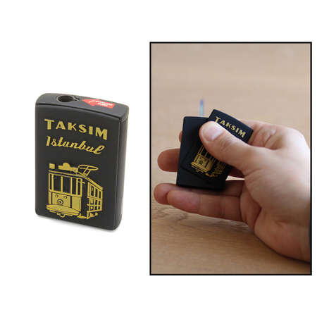 Kişiye Özel İsim Yazılı Taksim Temalı Yandan Mekanizmalı Mat Siyah Renk Manyotorlu Metal Çakmak - STOKYOK